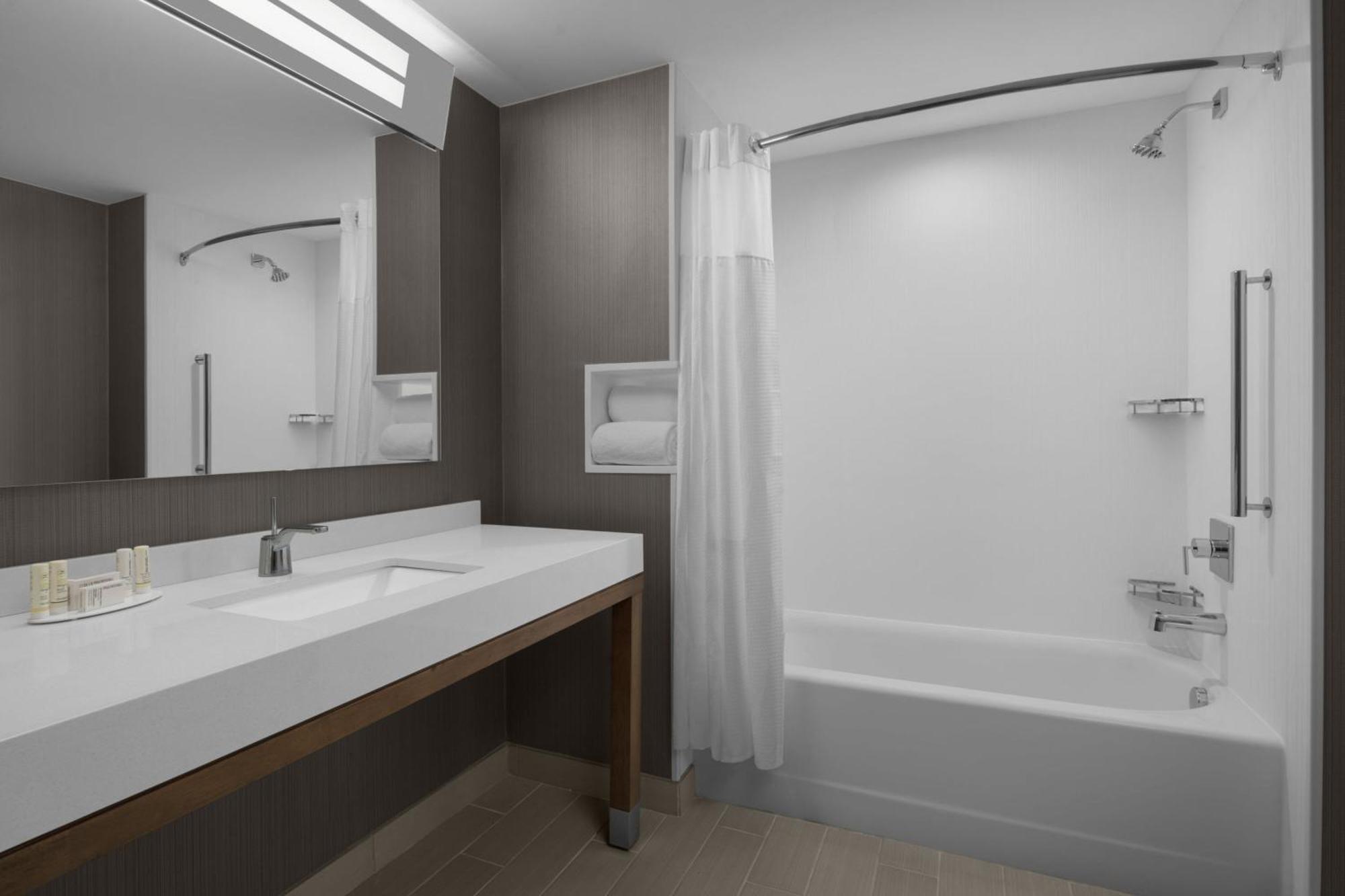 Courtyard By Marriott Clearwater Beach Eksteriør bilde