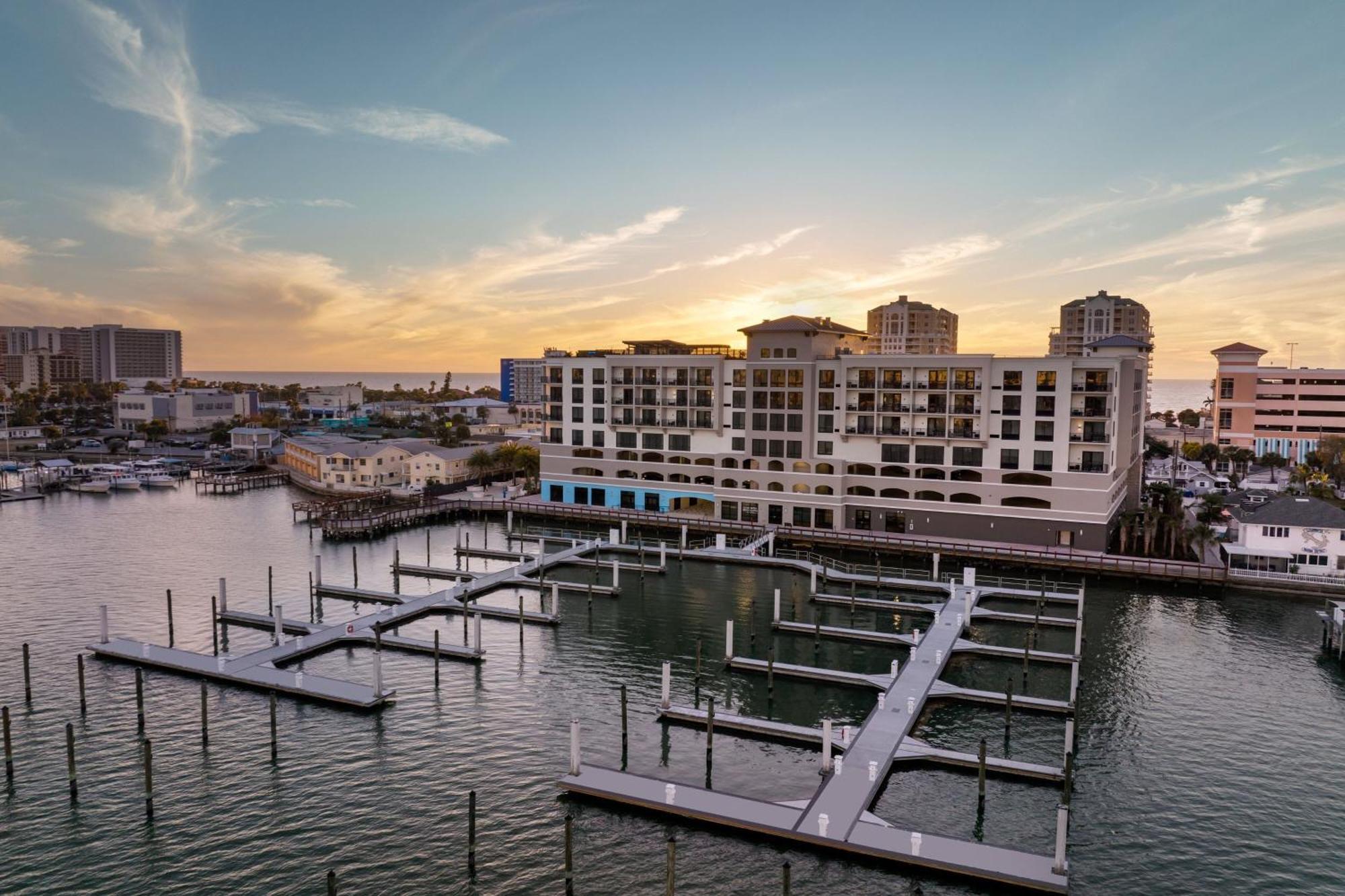Courtyard By Marriott Clearwater Beach Eksteriør bilde