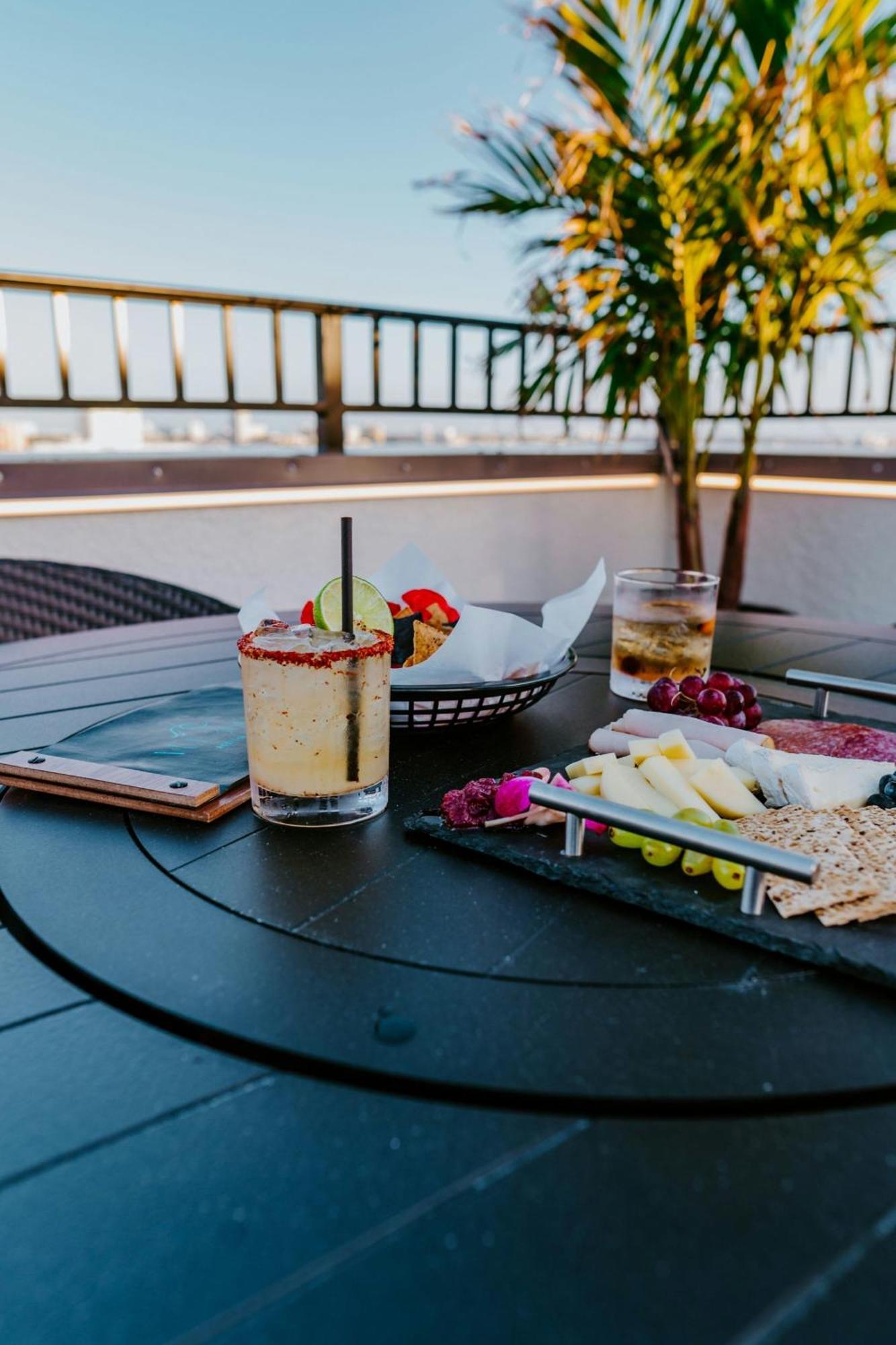 Courtyard By Marriott Clearwater Beach Eksteriør bilde